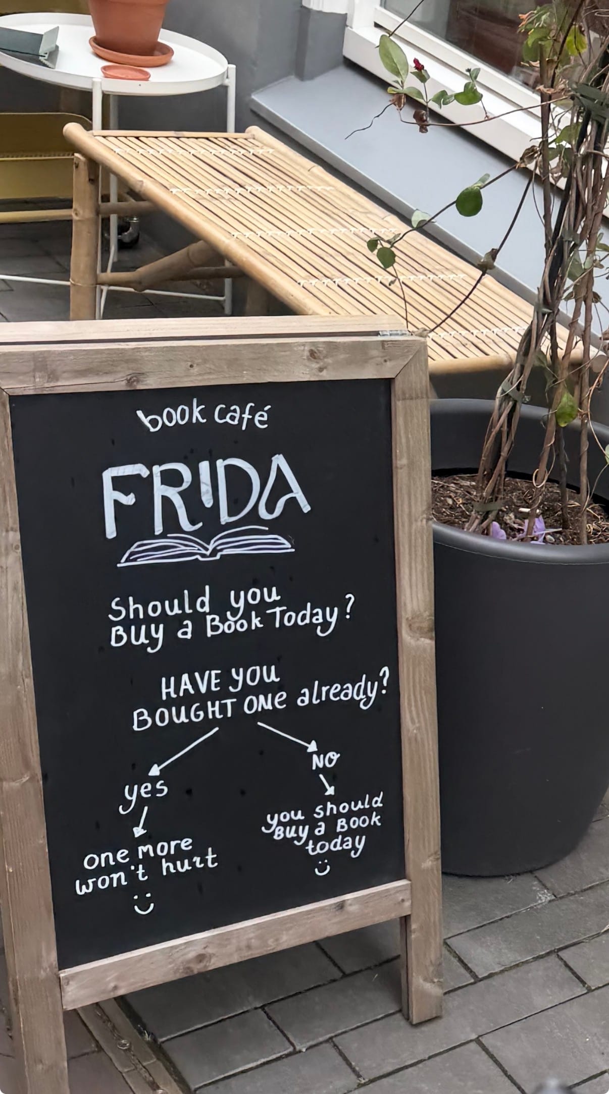 Foto van FRIDA Book Café